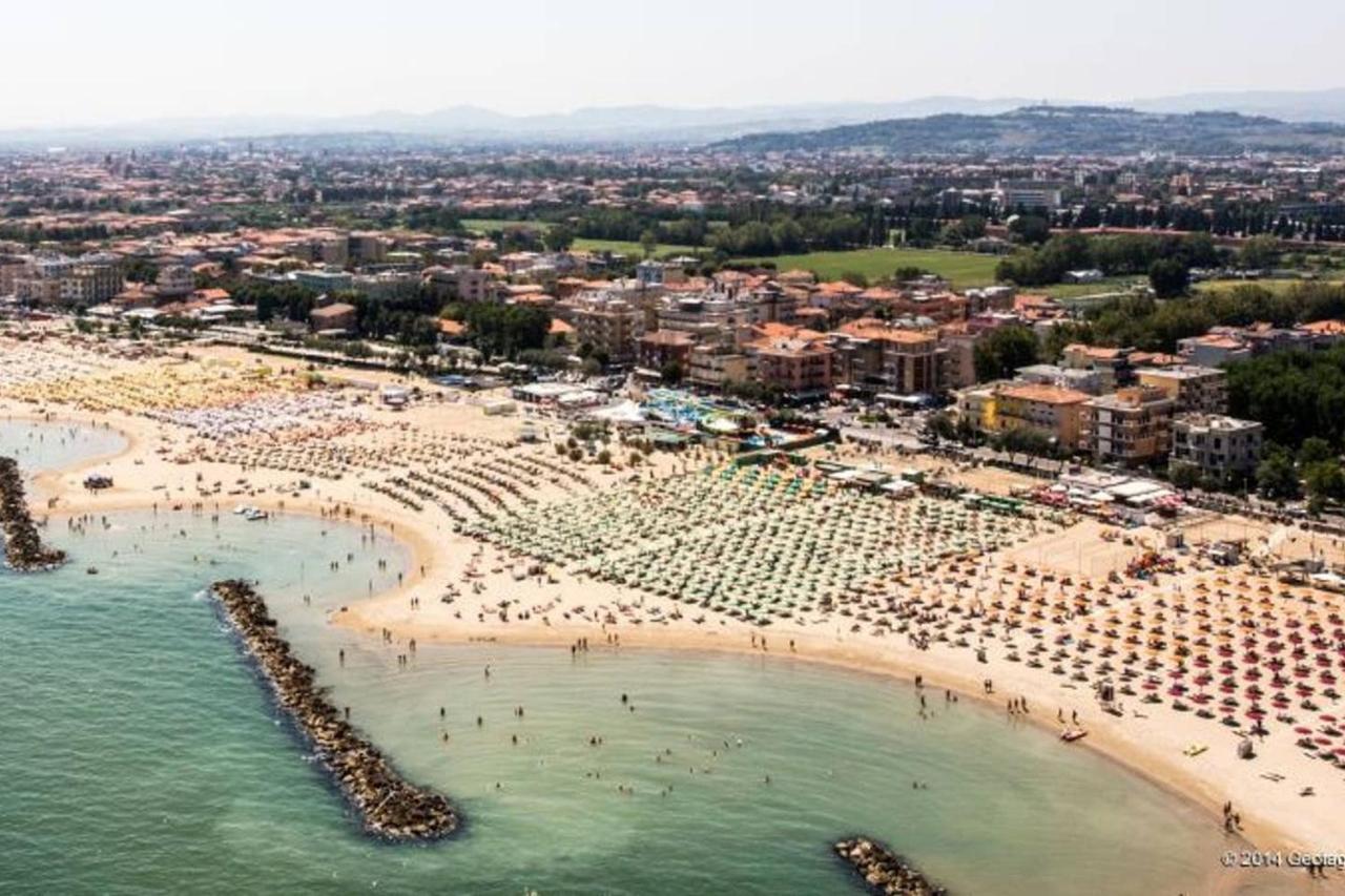 Appartamento Fabbri A Rivabella Di רימיני מראה חיצוני תמונה